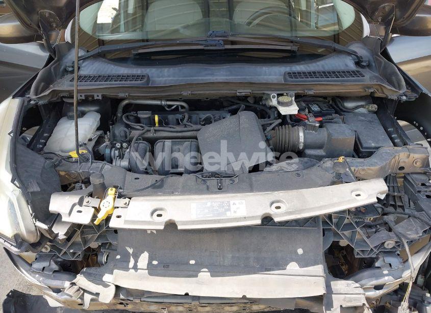 Photo 10 of 2015 Ford Escape SE (VIN 1FMCU0G70FUA22422)