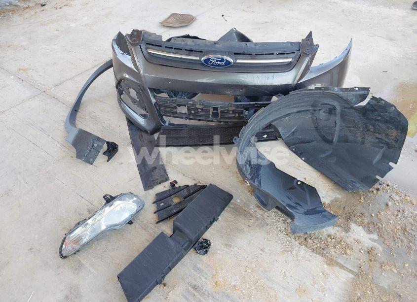 Photo 12 of 2015 Ford Escape SE (VIN 1FMCU0G70FUA22422)