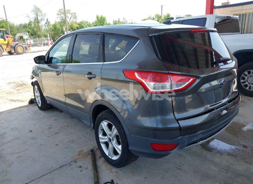 Photo 3 of 2015 Ford Escape SE (VIN 1FMCU0G70FUA22422)