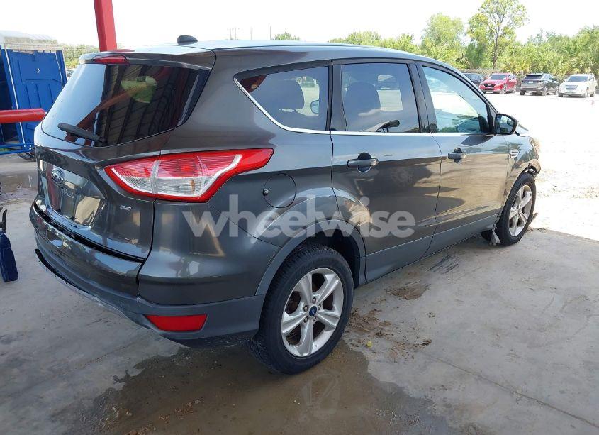Photo 4 of 2015 Ford Escape SE (VIN 1FMCU0G70FUA22422)