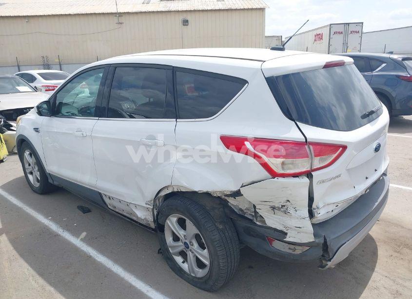 Photo 15 of 2015 Ford Escape SE (VIN 1FMCU0G70FUA44162)