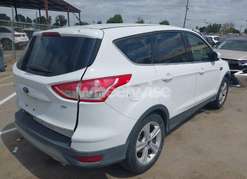 Photo 4 of 2015 Ford Escape SE (VIN 1FMCU0G70FUA44162)