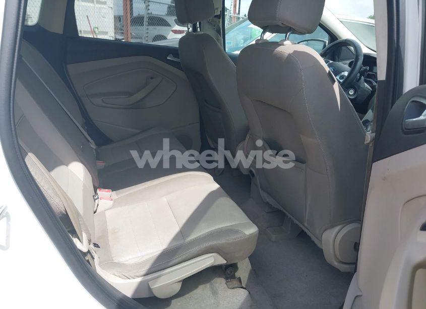 Photo 8 of 2015 Ford Escape SE (VIN 1FMCU0G70FUA44162)