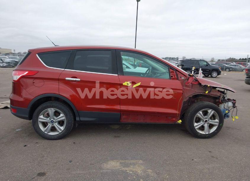 Photo 14 of 2015 Ford Escape SE (VIN 1FMCU0G70FUA52407)