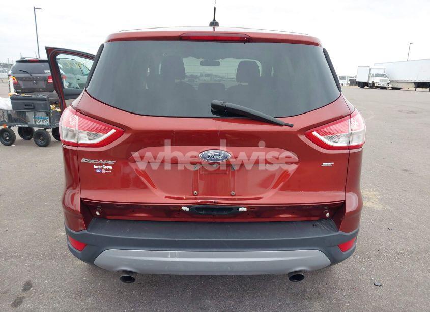 Photo 17 of 2015 Ford Escape SE (VIN 1FMCU0G70FUA52407)