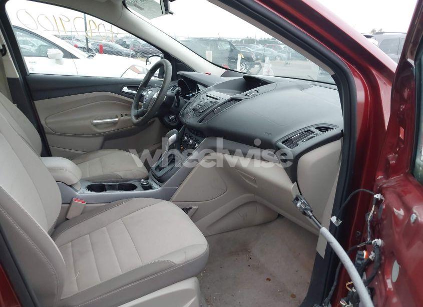 Photo 5 of 2015 Ford Escape SE (VIN 1FMCU0G70FUA52407)