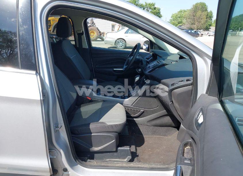 Photo 5 of 2015 Ford Escape SE (VIN 1FMCU0G70FUB70182)