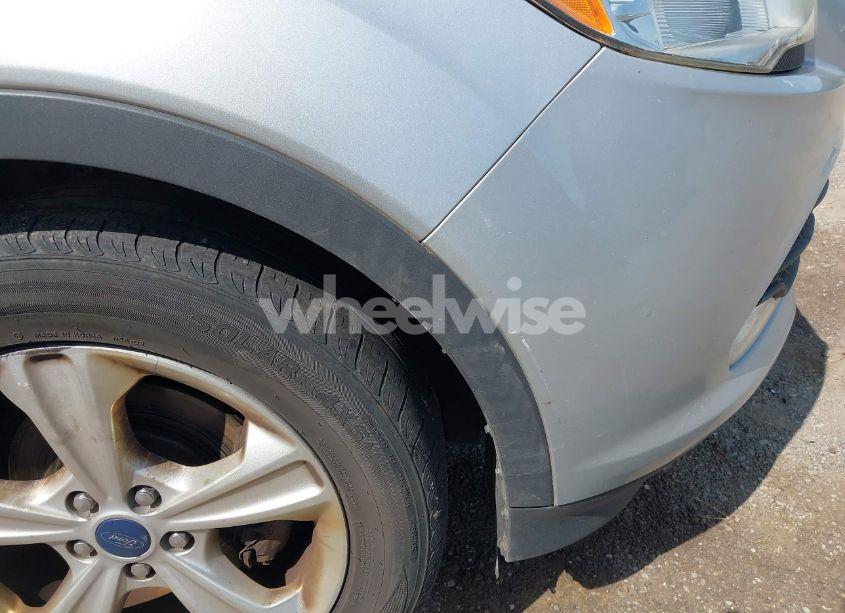 Photo 6 of 2015 Ford Escape SE (VIN 1FMCU0G70FUB70182)