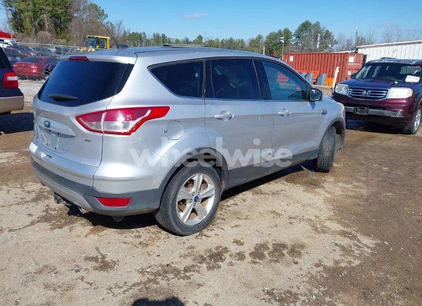 Photo 4 of 2015 Ford Escape SE (VIN 1FMCU0G70FUC44880)