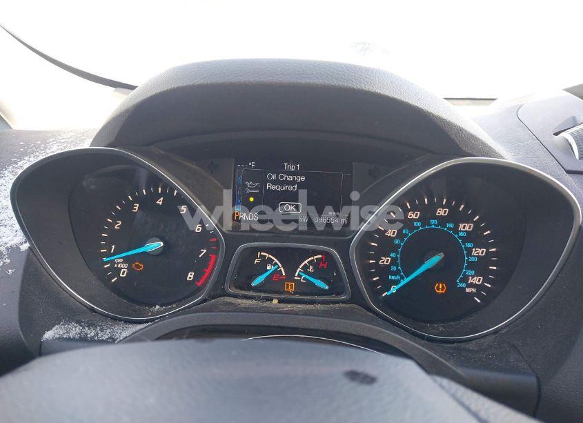 Photo 15 of 2016 Ford Escape SE (VIN 1FMCU0G70GUA19117)