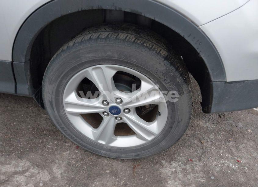 Photo 14 of 2016 Ford Escape SE (VIN 1FMCU0G70GUA28559)