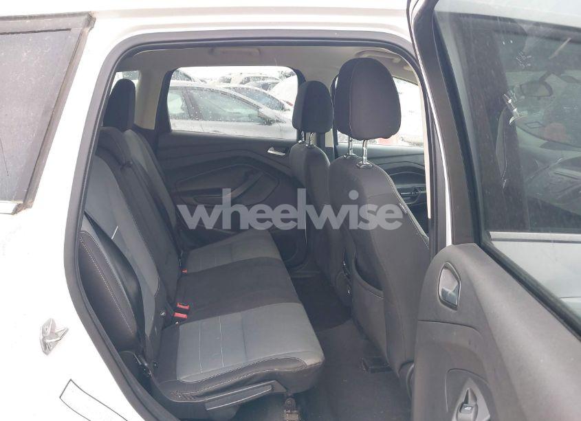 Photo 8 of 2015 Ford Escape SE (VIN 1FMCU0G71FUA12126)