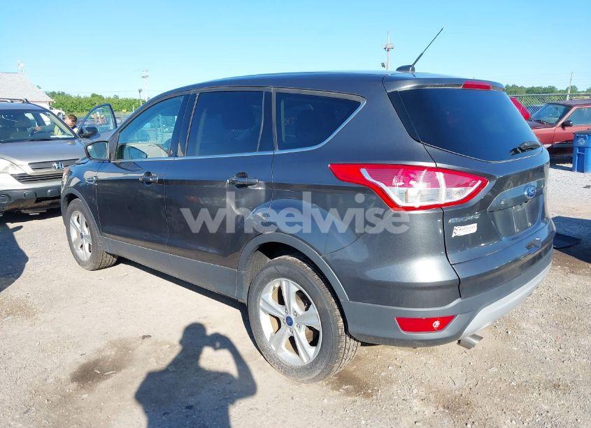 Photo 3 of 2015 Ford Escape SE (VIN 1FMCU0G71FUA13891)