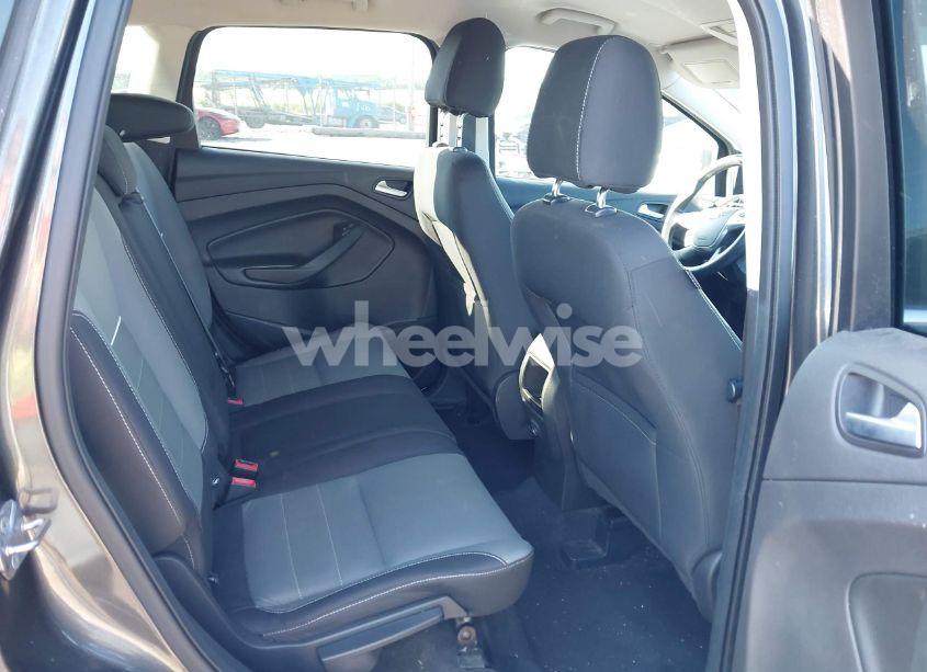 Photo 8 of 2015 Ford Escape SE (VIN 1FMCU0G71FUA13891)