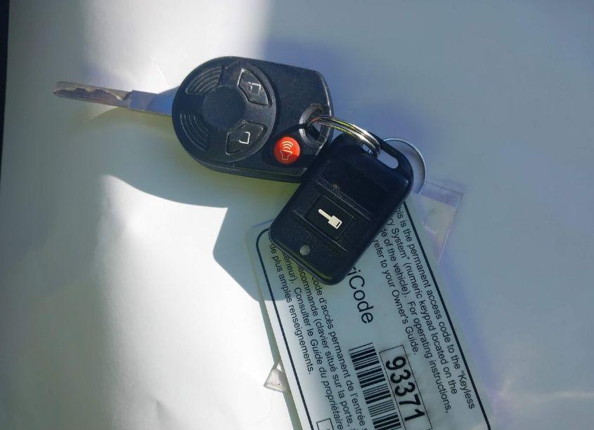 Photo 11 of 2015 Ford Escape SE (VIN 1FMCU0G71FUA58409)