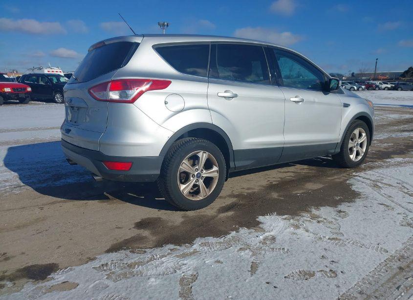 Photo 4 of 2015 Ford Escape SE (VIN 1FMCU0G71FUA58409)