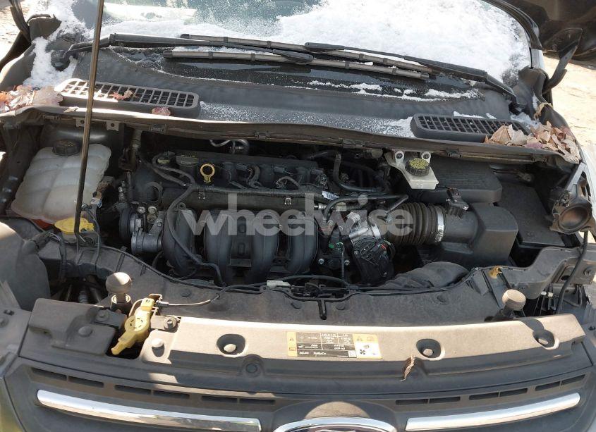 Photo 10 of 2015 Ford Escape SE (VIN 1FMCU0G71FUA88154)