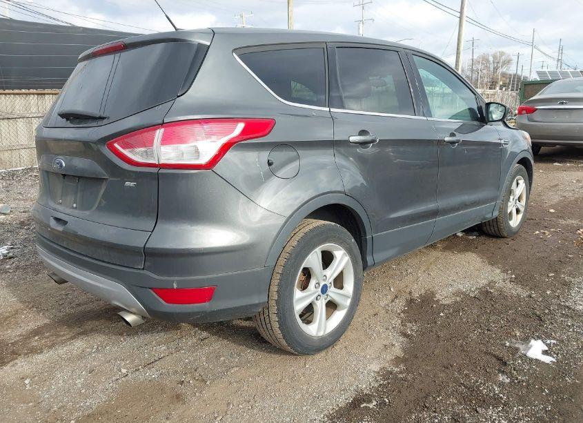 Photo 4 of 2015 Ford Escape SE (VIN 1FMCU0G71FUA90129)