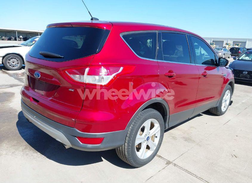 Photo 4 of 2015 Ford Escape SE (VIN 1FMCU0G71FUC04064)