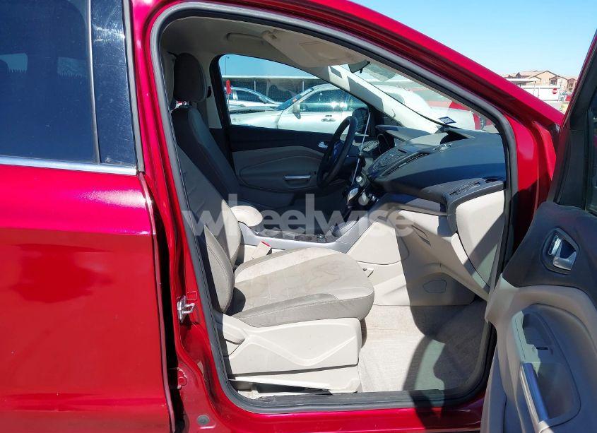 Photo 5 of 2015 Ford Escape SE (VIN 1FMCU0G71FUC04064)