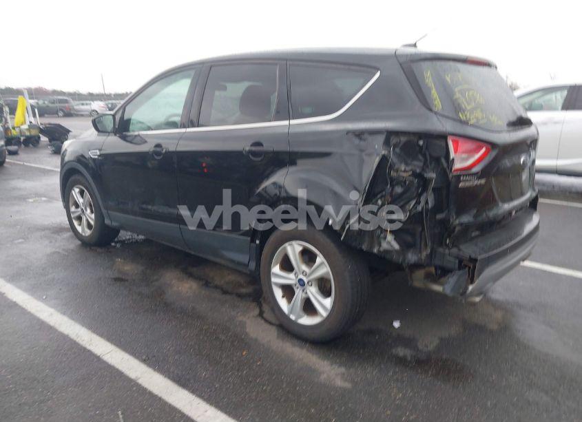 Photo 3 of 2016 Ford Escape SE (VIN 1FMCU0G71GUB10588)