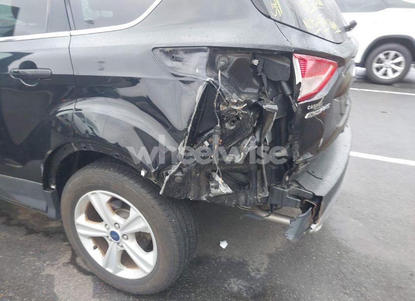 Photo 6 of 2016 Ford Escape SE (VIN 1FMCU0G71GUB10588)