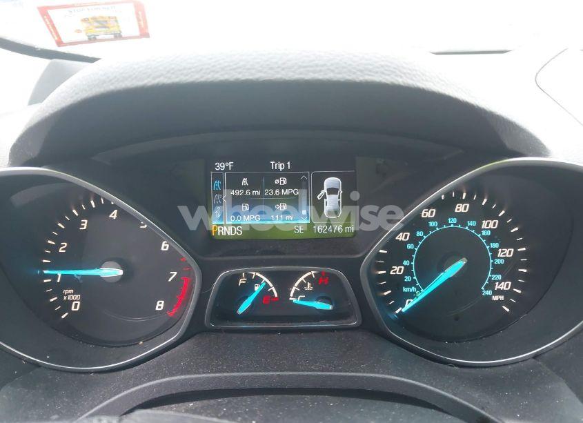 Photo 7 of 2016 Ford Escape SE (VIN 1FMCU0G71GUB10588)