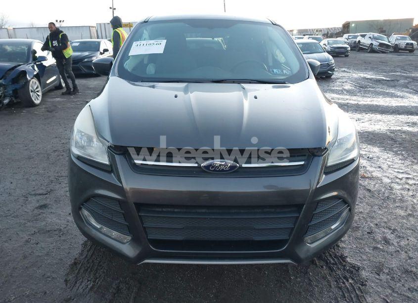 Photo 12 of 2016 Ford Escape SE (VIN 1FMCU0G71GUC04230)