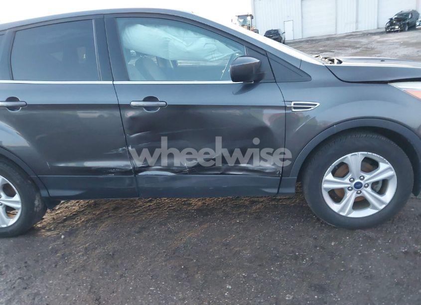Photo 6 of 2016 Ford Escape SE (VIN 1FMCU0G71GUC04230)