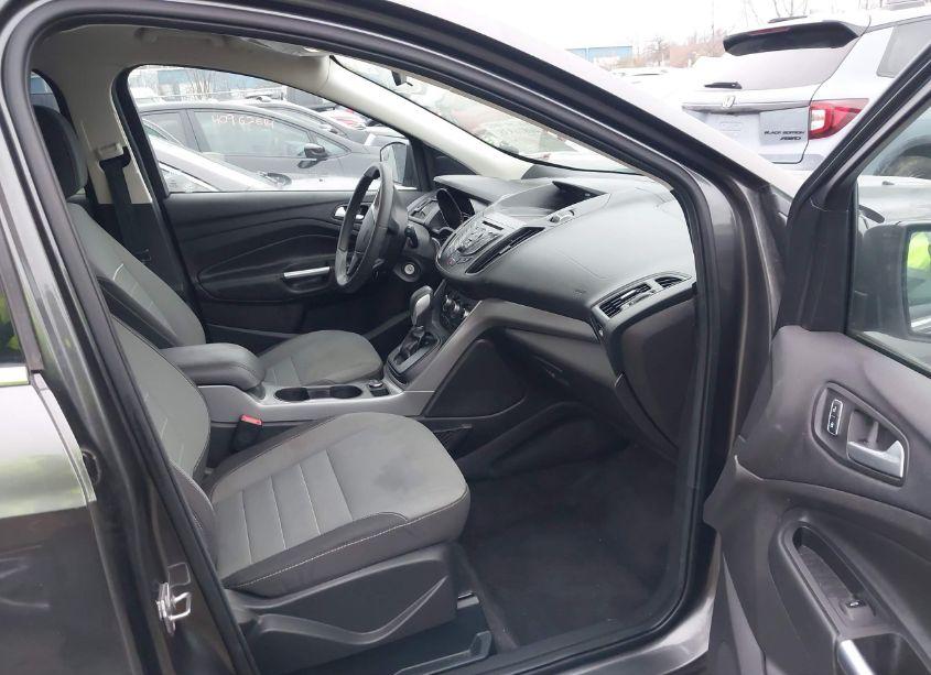 Photo 5 of 2015 Ford Escape SE (VIN 1FMCU0G72FUA39450)