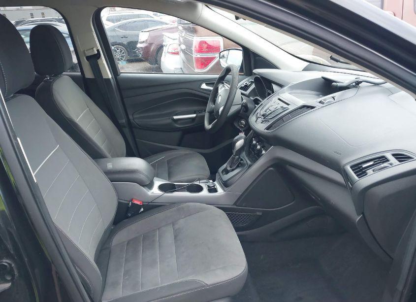 Photo 5 of 2015 Ford Escape SE (VIN 1FMCU0G72FUA65207)