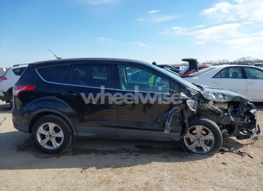 Photo 13 of 2015 Ford Escape SE (VIN 1FMCU0G72FUB80891)