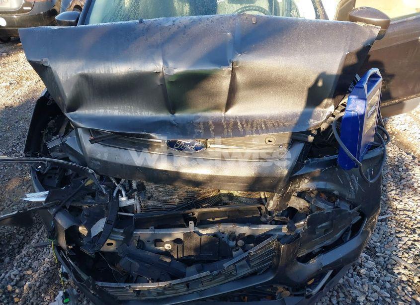 Photo 10 of 2016 Ford Escape SE (VIN 1FMCU0G72GUA42592)