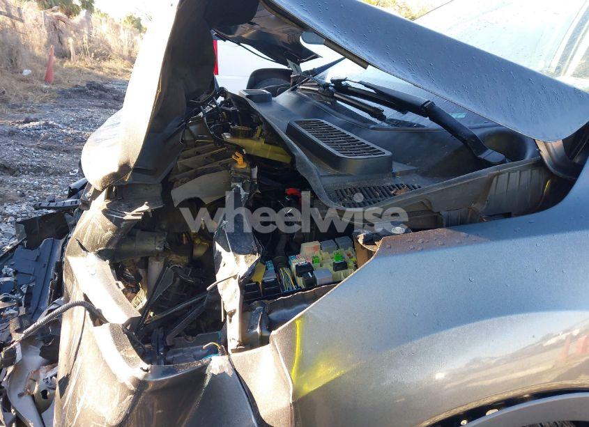 Photo 15 of 2016 Ford Escape SE (VIN 1FMCU0G72GUA42592)