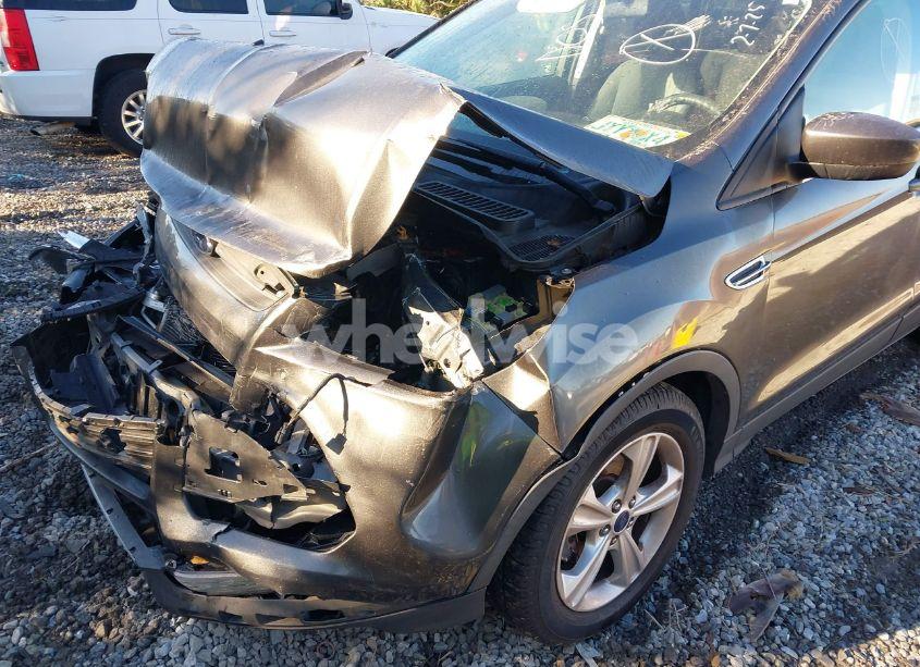 Photo 6 of 2016 Ford Escape SE (VIN 1FMCU0G72GUA42592)