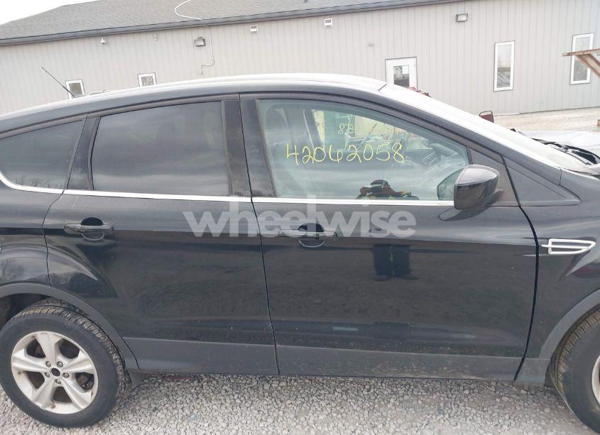 Photo 14 of 2016 Ford Escape SE (VIN 1FMCU0G72GUA64804)