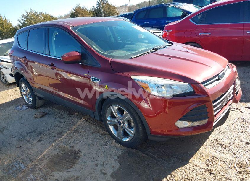 2016 Ford Escape SE (VIN 1FMCU0G72GUB64269) main photo