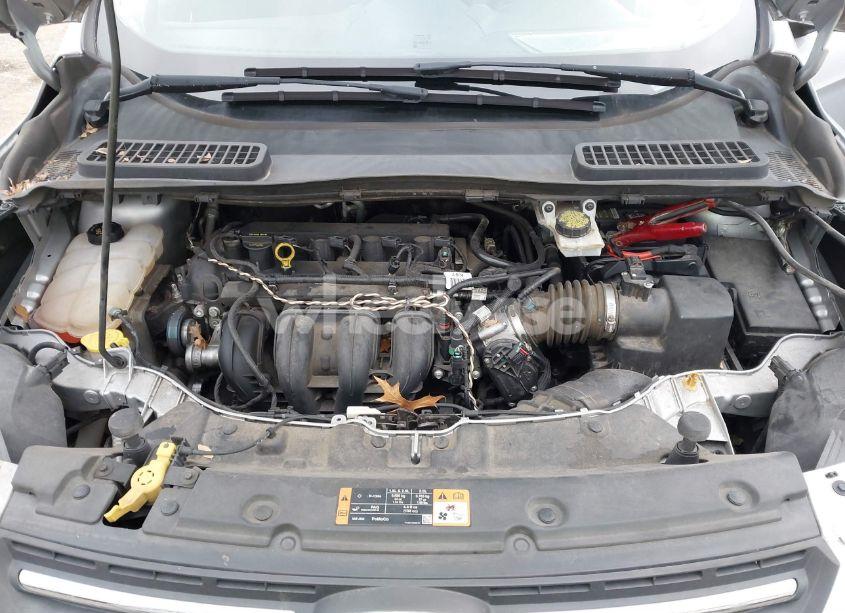 Photo 10 of 2015 Ford Escape SE (VIN 1FMCU0G73FUA87491)