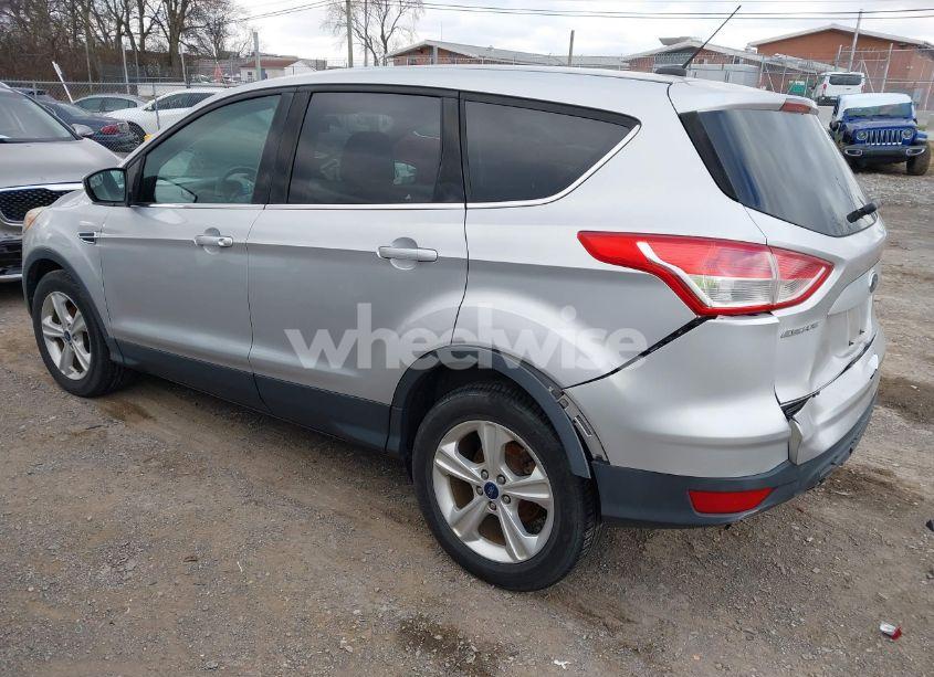 Photo 3 of 2015 Ford Escape SE (VIN 1FMCU0G73FUA87491)