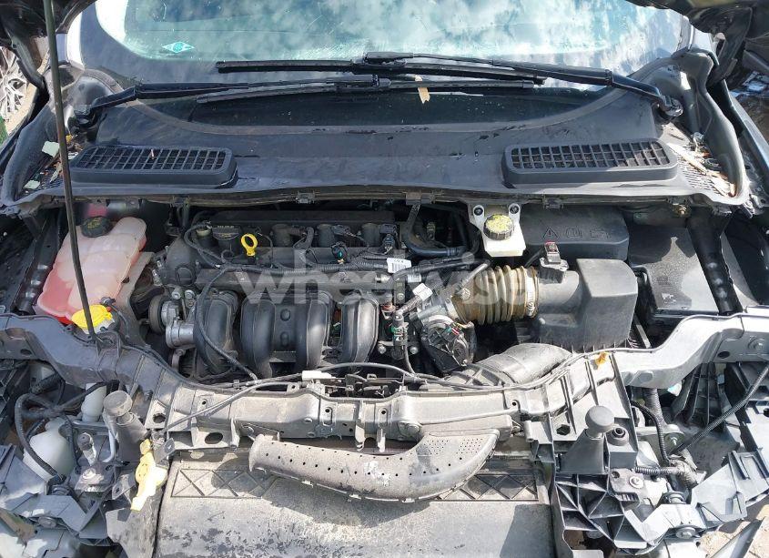 Photo 10 of 2016 Ford Escape SE (VIN 1FMCU0G73GUA06135)