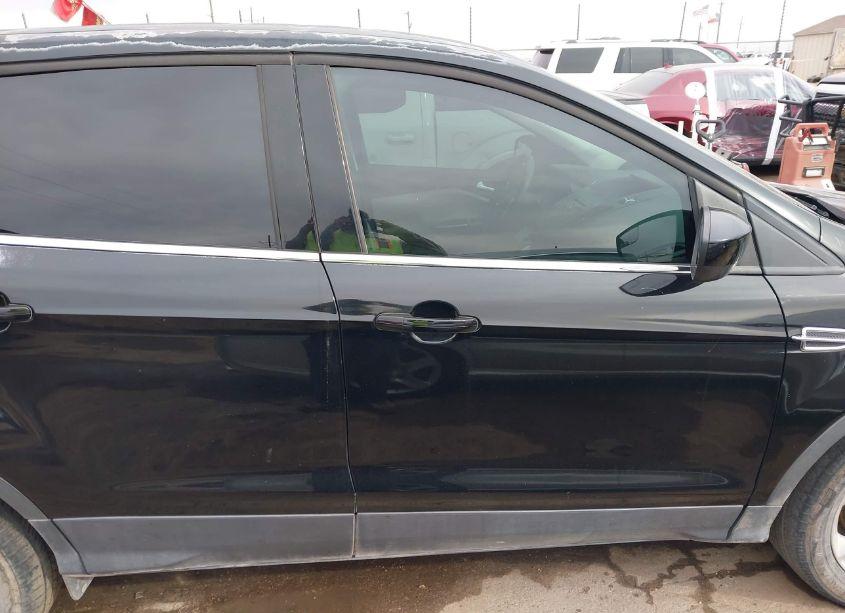 Photo 13 of 2016 Ford Escape SE (VIN 1FMCU0G73GUA09973)