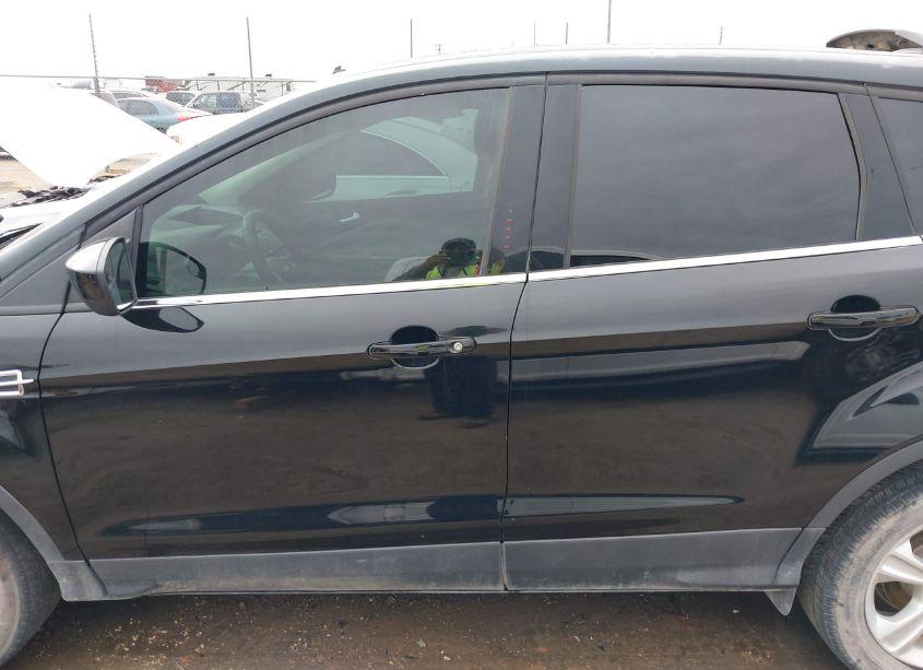 Photo 14 of 2016 Ford Escape SE (VIN 1FMCU0G73GUA09973)