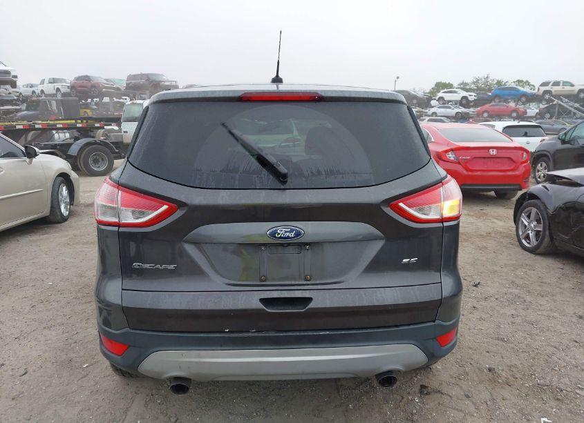 Photo 16 of 2016 Ford Escape SE (VIN 1FMCU0G73GUB39803)