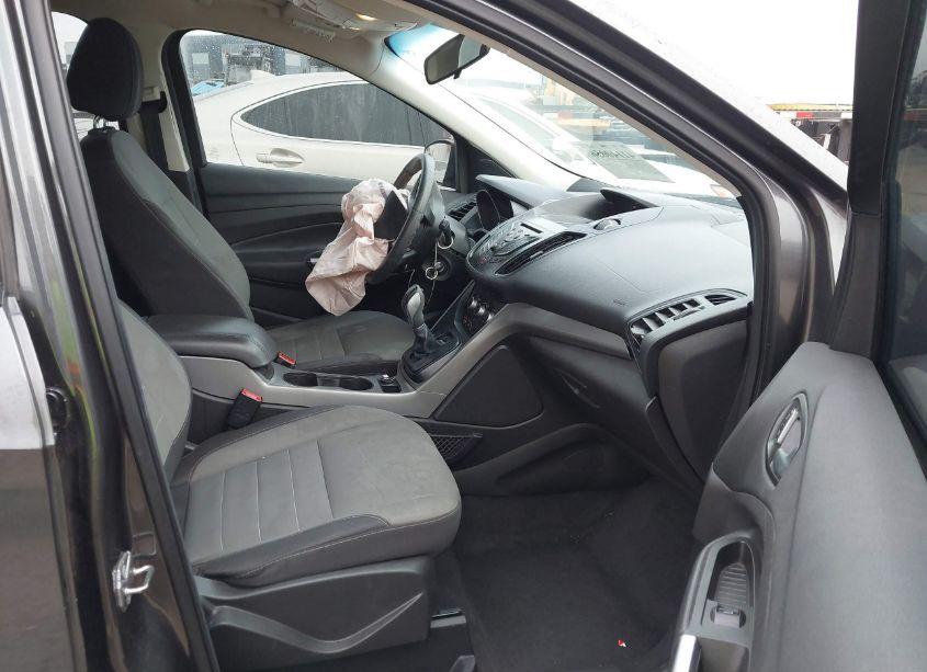 Photo 5 of 2016 Ford Escape SE (VIN 1FMCU0G73GUB39803)