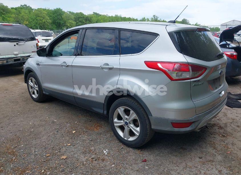 Photo 3 of 2016 Ford Escape SE (VIN 1FMCU0G73GUB67097)