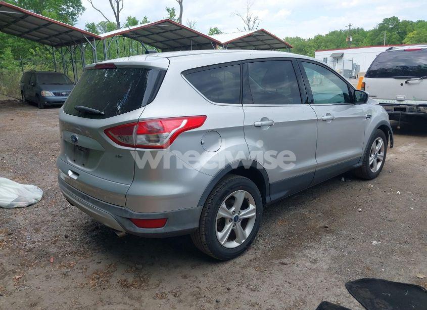 Photo 4 of 2016 Ford Escape SE (VIN 1FMCU0G73GUB67097)