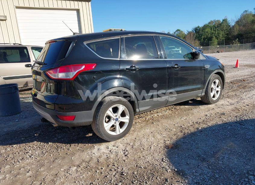 Photo 4 of 2016 Ford Escape SE (VIN 1FMCU0G73GUC35334)