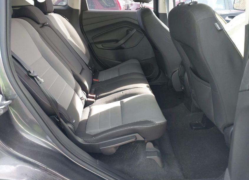 Photo 8 of 2016 Ford Escape SE (VIN 1FMCU0G73GUC50335)