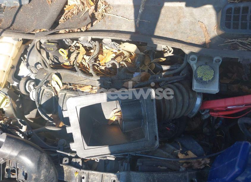 Photo 10 of 2015 Ford Escape SE (VIN 1FMCU0G74FUA24674)