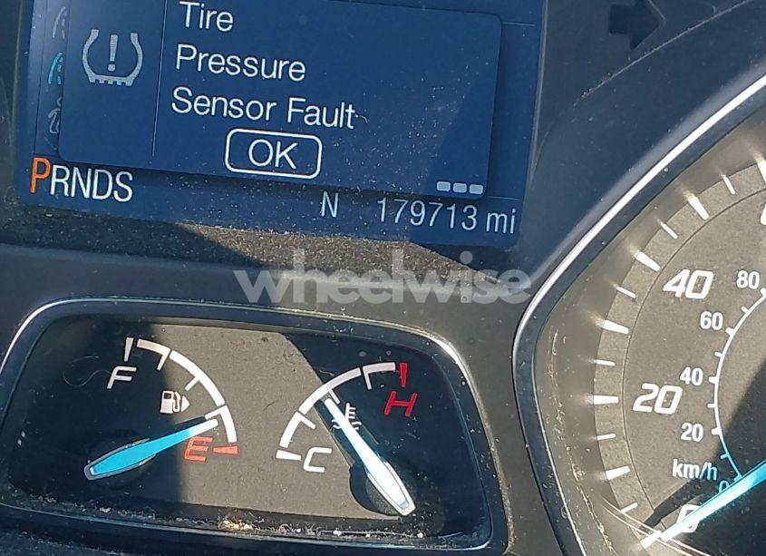 Photo 15 of 2015 Ford Escape SE (VIN 1FMCU0G74FUB57399)